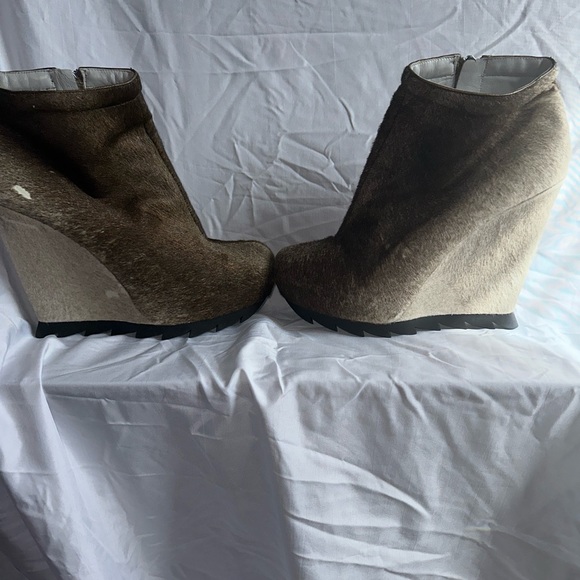 Love these booties! - Picture 2 of 8